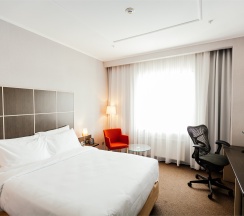 Бизнес с двуспальной кроватью в Elements Perm Hotel 4