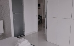 Четырёхместные апартаменты Premium с 2 комнатами 2 отдельные кровати в Vtsix Condo Service at View Talay Condo