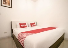 Двухместный номер Standard в OYO 568 Art Hotel Hua Lamphong - Hostel