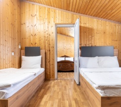 Сеймейный улучшенный номер Wood в Максим Парк-Лоо