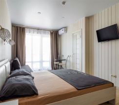 Комфорт с видом во двор в Стела