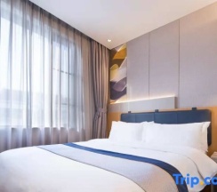 Двухместный номер Standard двуспальная кровать в Motel168 Shanghai Qi Bao Inn