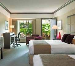 Четырёхместный номер Standard в Hotel Bonaventure Montreal