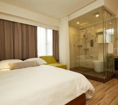 Двухместный номер No Window (двуспальная кровать) в Meego Qingwen Hotel