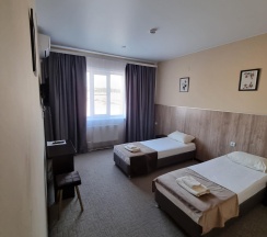 Номер стандарт комфорт с 2 односпальными кроватями в Leto Place