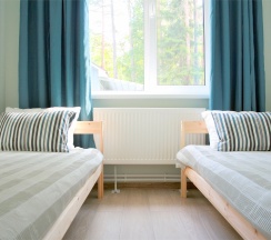 Коттедж с 2 спальнями (Отдельно стоящий дом) в Искатель