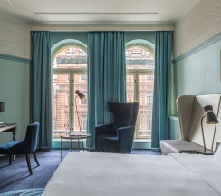 Премиум с видом на город в Cosmos Selection Saint-Petersburg Nevsky Royal Hotel