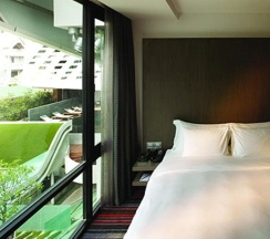 Двухместный люкс Full Spectrum двуспальная кровать в LiT BANGKOK Hotel