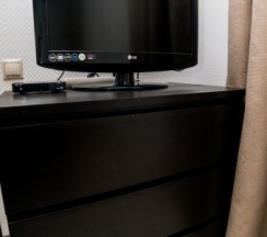 21 - Двухместный номер с балконом и боковым видом на море в Азов Инн