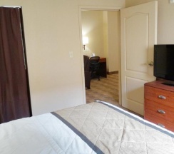 Четырёхместный люкс с 2 комнатами в Extended Stay America Suites - Dallas - Frankford Road