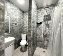 Трехместная комната комфорт в Корнилофф от Травел Хотелс Антураж