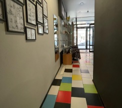 Кровать в 6-местном общем женском номере в День&Ночь