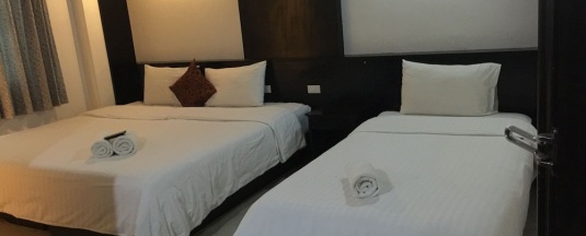 Двухместный номер Superior двуспальная кровать в The Bird Cage Patong Guesthouse