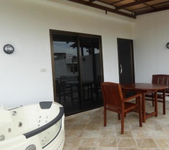 Вилла c 1 комнатой в Oasis Garden & Pool Villa at VIP Resort