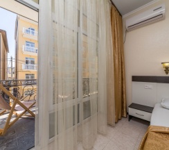 Стандарт 2х местный с балконом в Протос