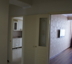 М.Горького 85Б. 2-комн.кв., 9-этаж, 119 в АнтиОтель