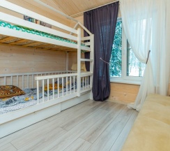 №9 BarnHouse 60m2 с кондиционером и закрытой территорией (оснащение дома см. Подробнее)) в Les holidays