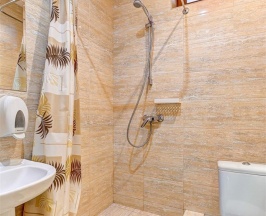 Полулюкс с балконом двухместный в Лэнсис