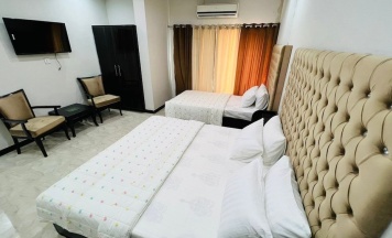 Трёхместный номер Comfort в Hotel 11