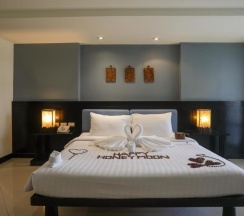 Одноместный полулюкс в Woraburi Phuket Resort & Spa