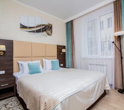 Номер стандарт улучшенный с 1 двуспальной кроватью в Колибри