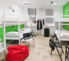 Номер эконом семейный с 6 односпальными кроватями в Maxi House