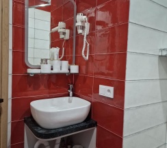 4-местный номер комфорт №9 в Наш