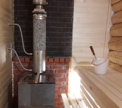 Коттедж с балконом и с красивым видом из окна в Гостевой дом