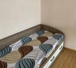 Трёхместные апартаменты с балконом в Квартира в самом сердце города Россия г.Владикавказ