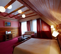 Номер «ДеЛюкс» в Золотой пляж