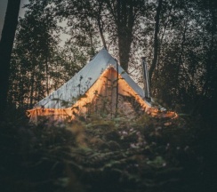Тент с видом на окрестности в Soulcamp