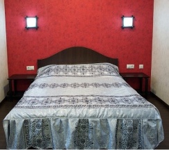 Токио - Luxs в Red hotel