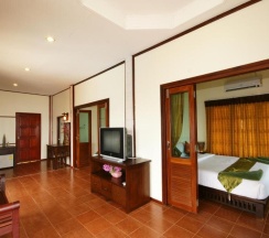 Семейный номер Standard в Tharathip Resort