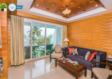 Семейный люкс с 2 комнатами в Royal Cliff Beach Terrace Hotel Pattaya