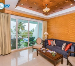 Семейный люкс с 2 комнатами в Royal Cliff Beach Terrace Hotel Pattaya