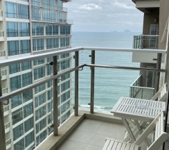 Апартаменты Deluxe c 1 комнатой рядом с пляжем в Lotus Village Nha Trang