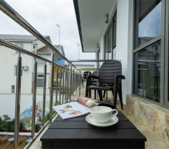 КОМФОРТ С БАЛКОНОМ в Малекон by Provence