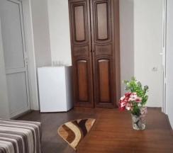 Двухкомнатный для 7 взрослых в У Елены