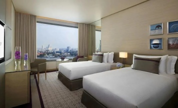 Двухместный полулюкс Avani с видом на реку (2 отдельные кровати) в Avani+ Riverside Bangkok Hotel