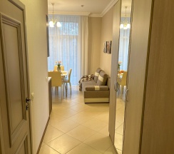 Апартаменты улучшенные Sunny Svetlogorsk 26 с видом на море с одной спальней в Sunny Svetlogorsk (Санни Светлогорск) на улице Верещагина