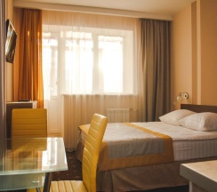 Улучшенный номер с кухней и двуспальной кроватью в Time hotel