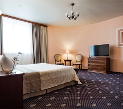 LUXE в Форум