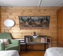 Коттедж стандарт с 2 односпальными и 1 двуспальной кроватью в Olafa Home