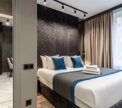 Апартаменты Lux West с 2 комнатами в Links apartments
