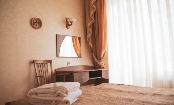 Номер люкс (с пансионом) в Ясные зори