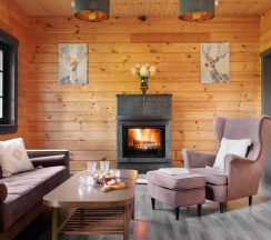 Дом с 3 спальнями 6+4 в Ладога озеро