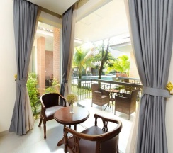Вилла в Sea Breeze Hotel & Villa