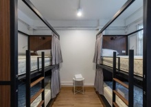 Кровать в общем номере в OYO 994 Kudi Hostel