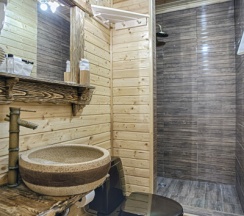 WILD 28 в Exclusive Hotel&Apartments