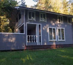 Коттедж семейный с 4 спальнями в Пасторское озеро